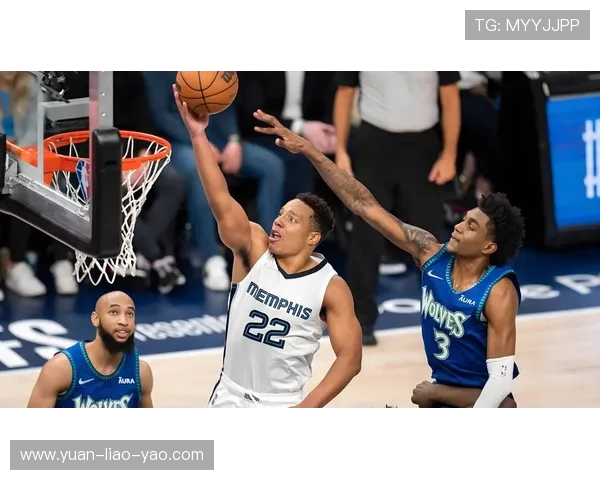 勇士与火箭季后赛精彩对决录像回顾及精彩瞬间分析